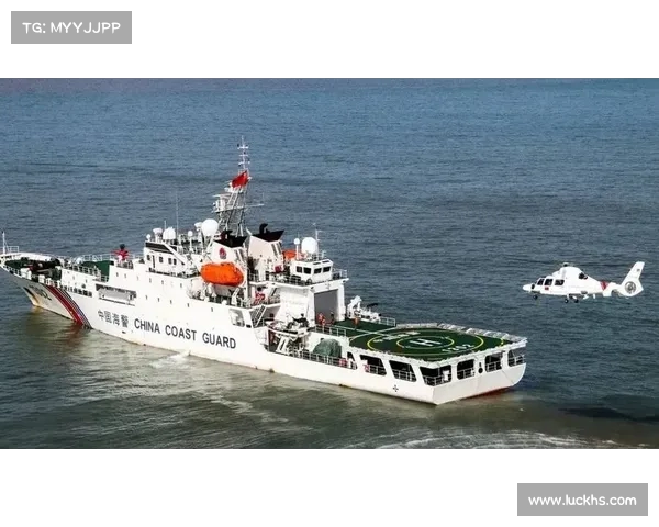 海警勇敢登检菲律宾船只:防弹衣下的坚毅与决心(中国海警出访菲律宾) 海警勇敢登检菲律宾船只:防弹衣下的坚毅与决心(中国海警出访菲律宾)