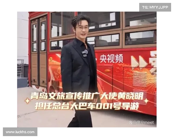 黄晓明地铁偶遇惊现面部医美痕迹,假发套抢镜引发热议 黄晓明地铁偶遇惊现面部医美痕迹,假发套抢镜引发热议